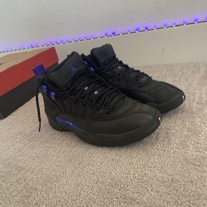 Jordan 12 size 8